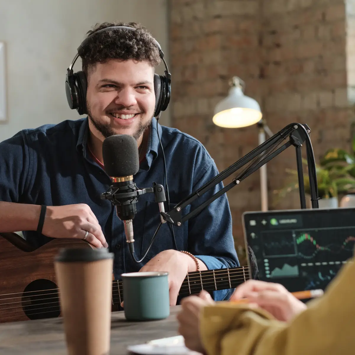 Klankman Pascal Braeckman en radiomaker Elias Smekens Podcast laten maken door CameraWorks